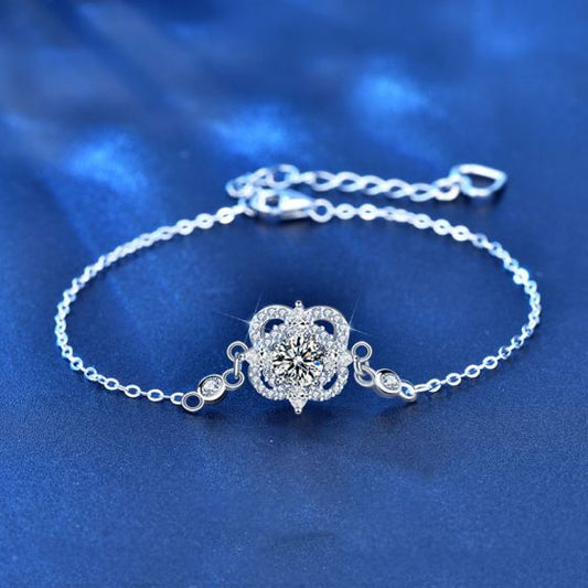 Lucky Moissanite Four-Leaf Clover Bracelet