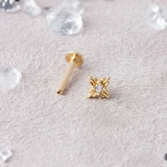 Lucky Crystal Four-Leaf Clover Screw Flat Stud (Single)