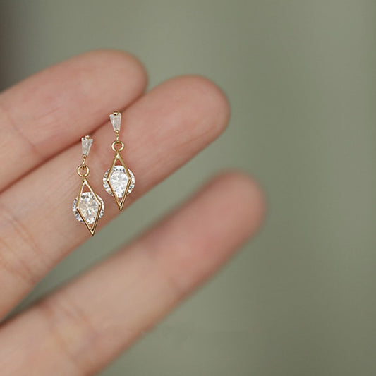 Sterling Silver Cubic Zirconia Chic Earrings