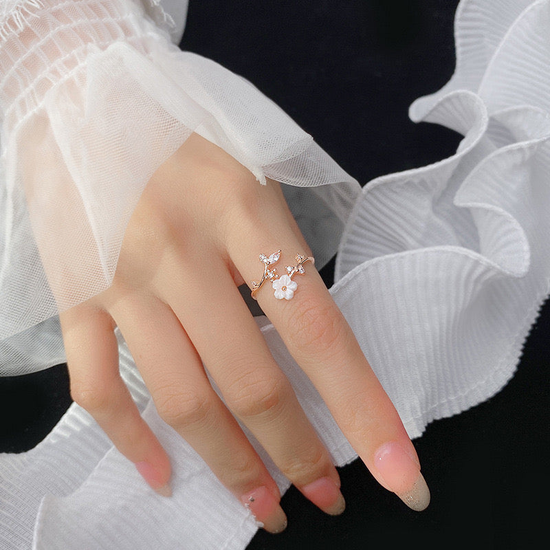 Sterling Silver Shell Flower Adjustable Ring