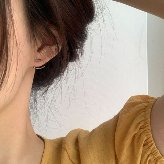Casual Arc Stick Stud Earrings