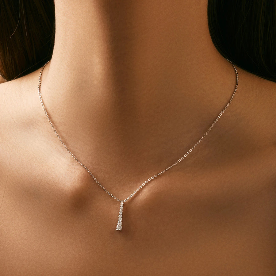 Minimalist Lab Diamond Pendant Necklace in Sterling Silver