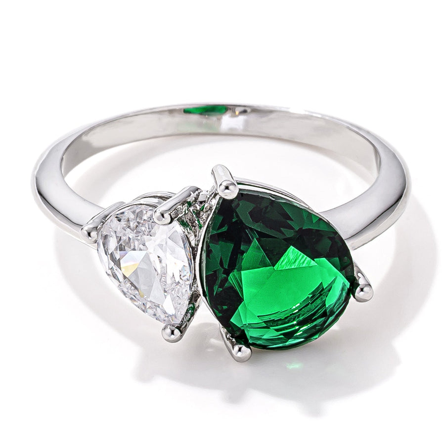 2.75ct Clear and Emerald Green Crystal Toi et Moi Ring