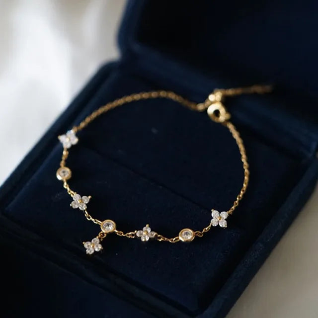 Delicate Flowers Bracelet in Sterling Silver