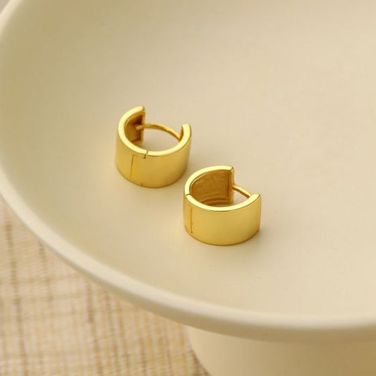 Mini Circle Huggie Hoop Earrings in 925 Sterling Silver