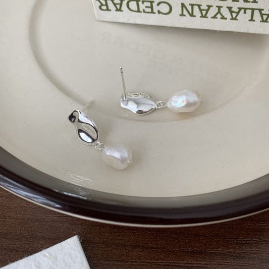 925 Sterling Silver Korean Irregular Freshwater Pearl Earrings