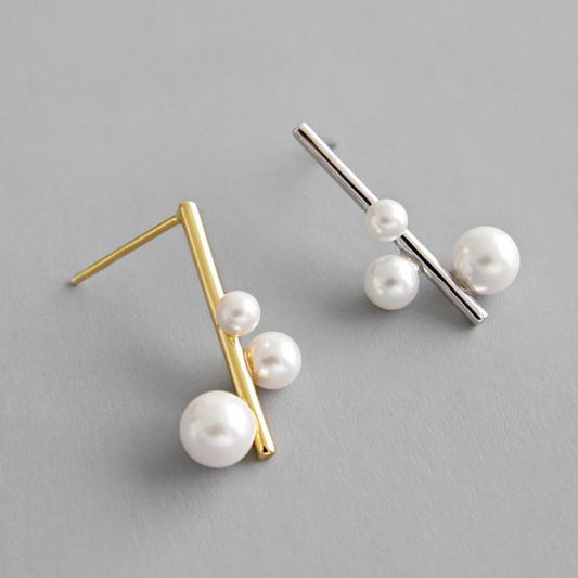 Shell Pearl Chandelier Stud Earrings