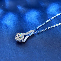 Round Moissanite Waterdrop Necklace in 925 Sterling Silver
