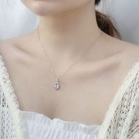 Round Moissanite Waterdrop Necklace in 925 Sterling Silver