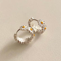 Sweet Daisy 925 Sterling Silver Hoop Earrings