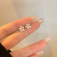 White Daisy S999 Sterling Silver Stud Earrings