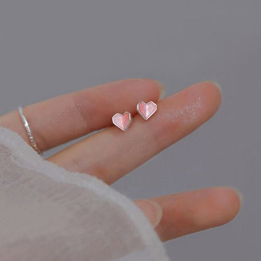 Shining Heart 925 Sterling Silver Stud Earrings