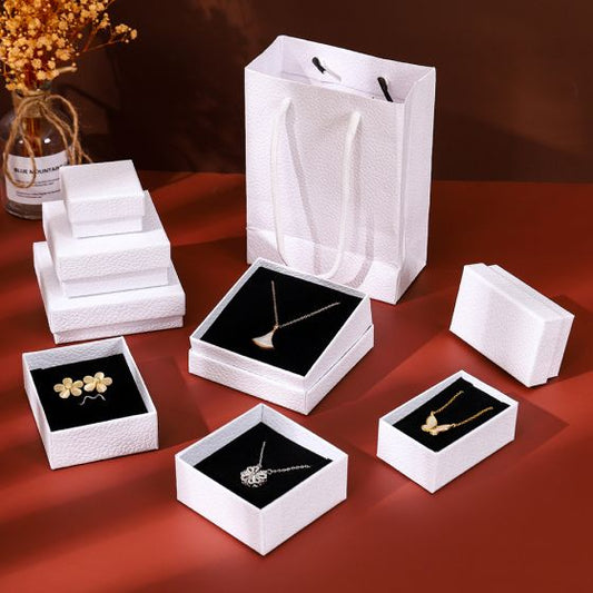 Minimalist Jewelry Box for Earrings, Necklaces and Rings