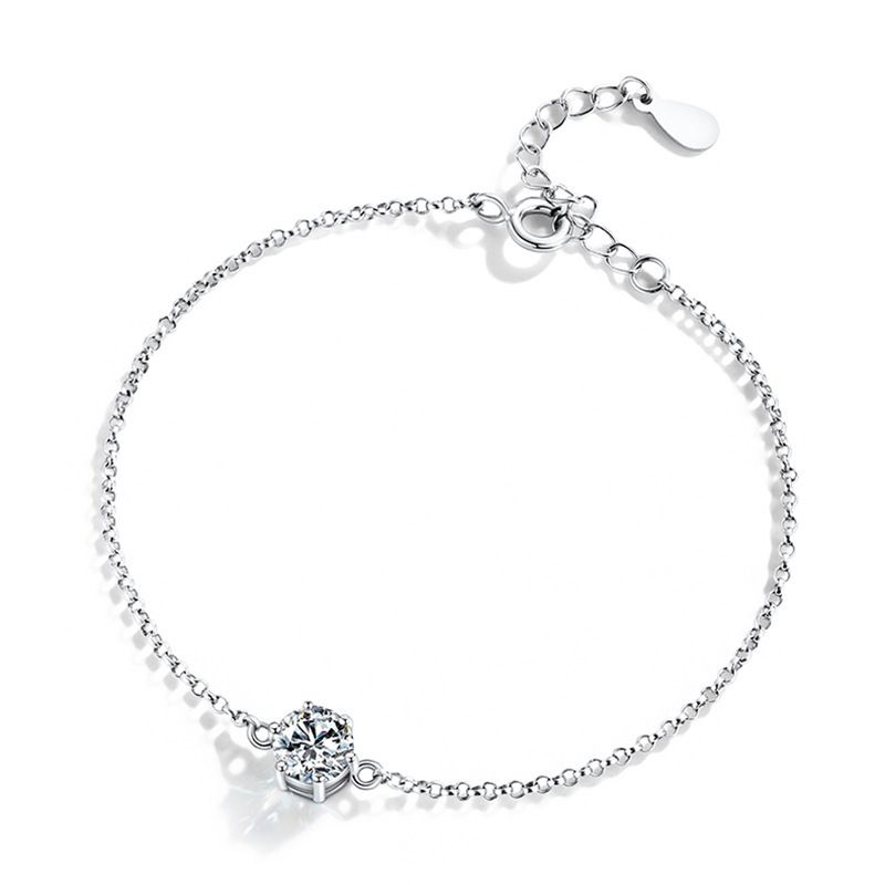 Six-Claw Round Moissanite Crystal Bracelet