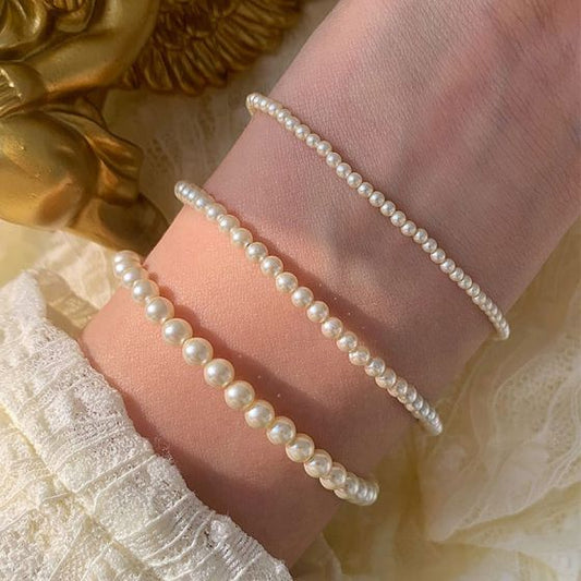 Mini Round Shell Pearl Bracelet