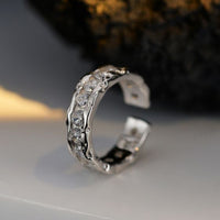 Round Crystal Irregular Border Non-Pierced Earring (Single)