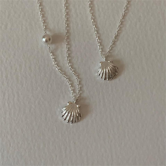 Holiday Sea Shell Round Pearl Necklace