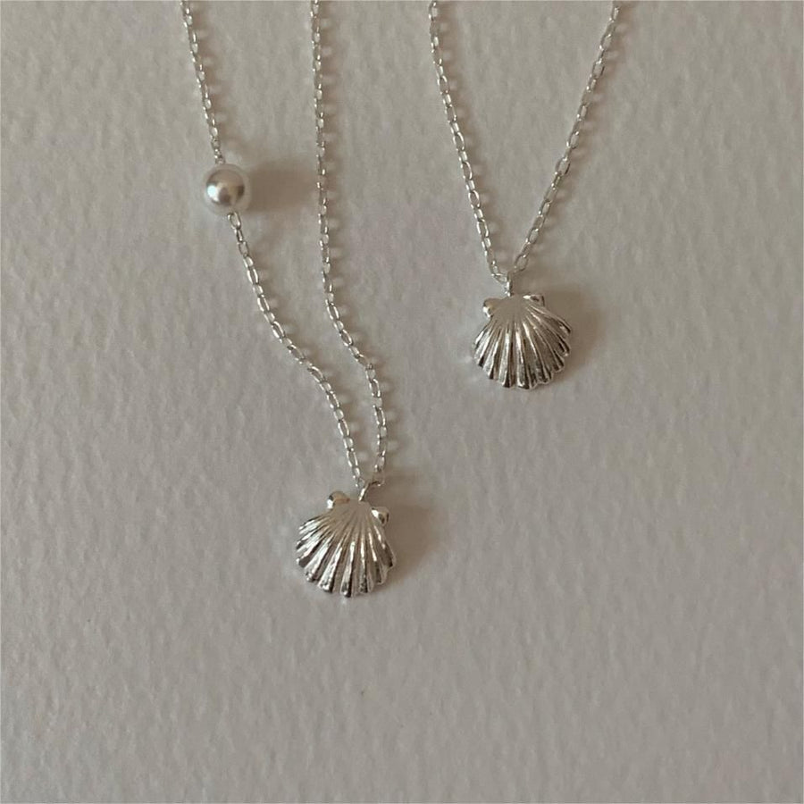 Holiday Sea Shell Round Pearl Necklace
