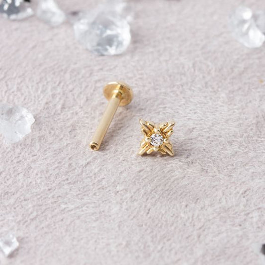 Lucky CZ Four-Leaf Clover Screw Flat Stud (Single)