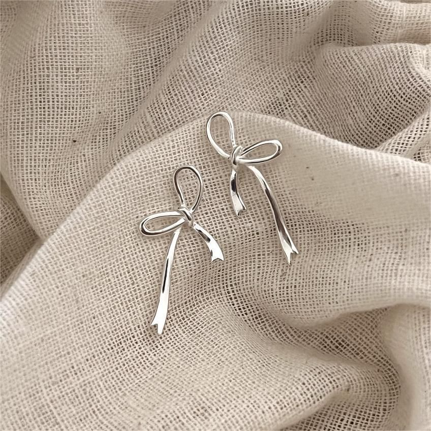 Hollow Bow-Knot 925 Sterling Silver Stud Earrings