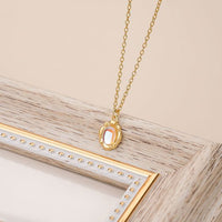 Friend's Irregular Oval Crystal Necklace in 925 Sterling Silver