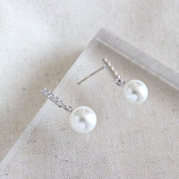 S925 Vertical Pearl Earrings with Micro Inlaid Diamonds