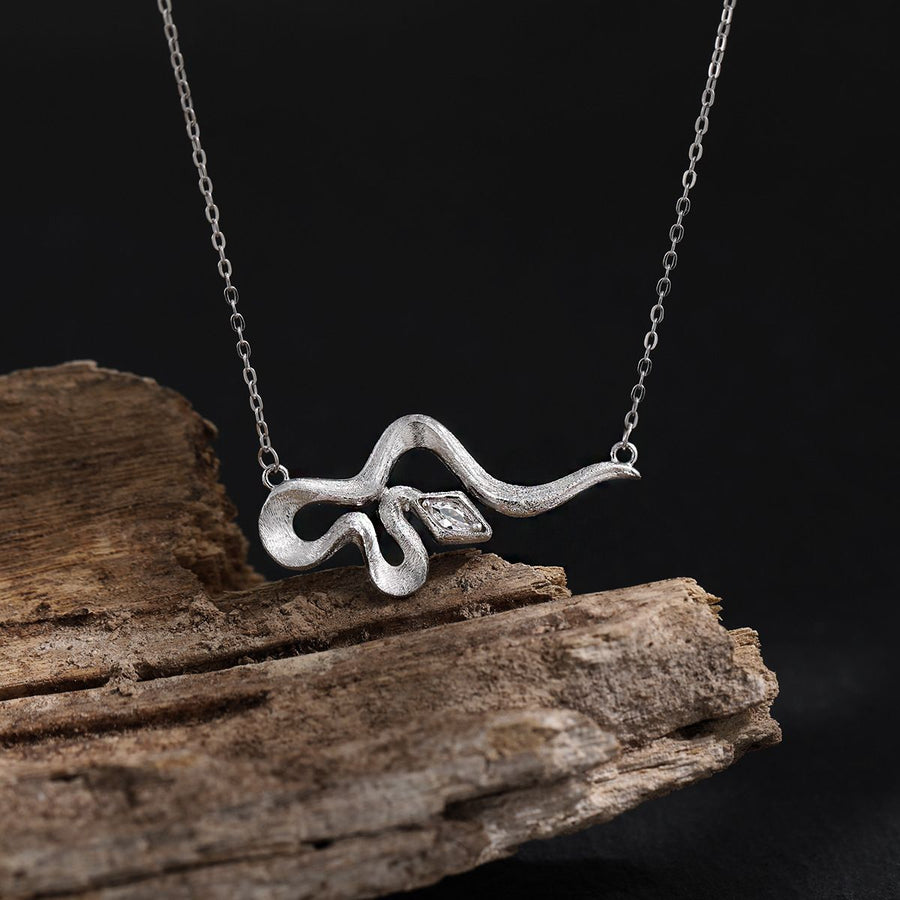 Modern Rhombus Crystal Curved Snake Necklace