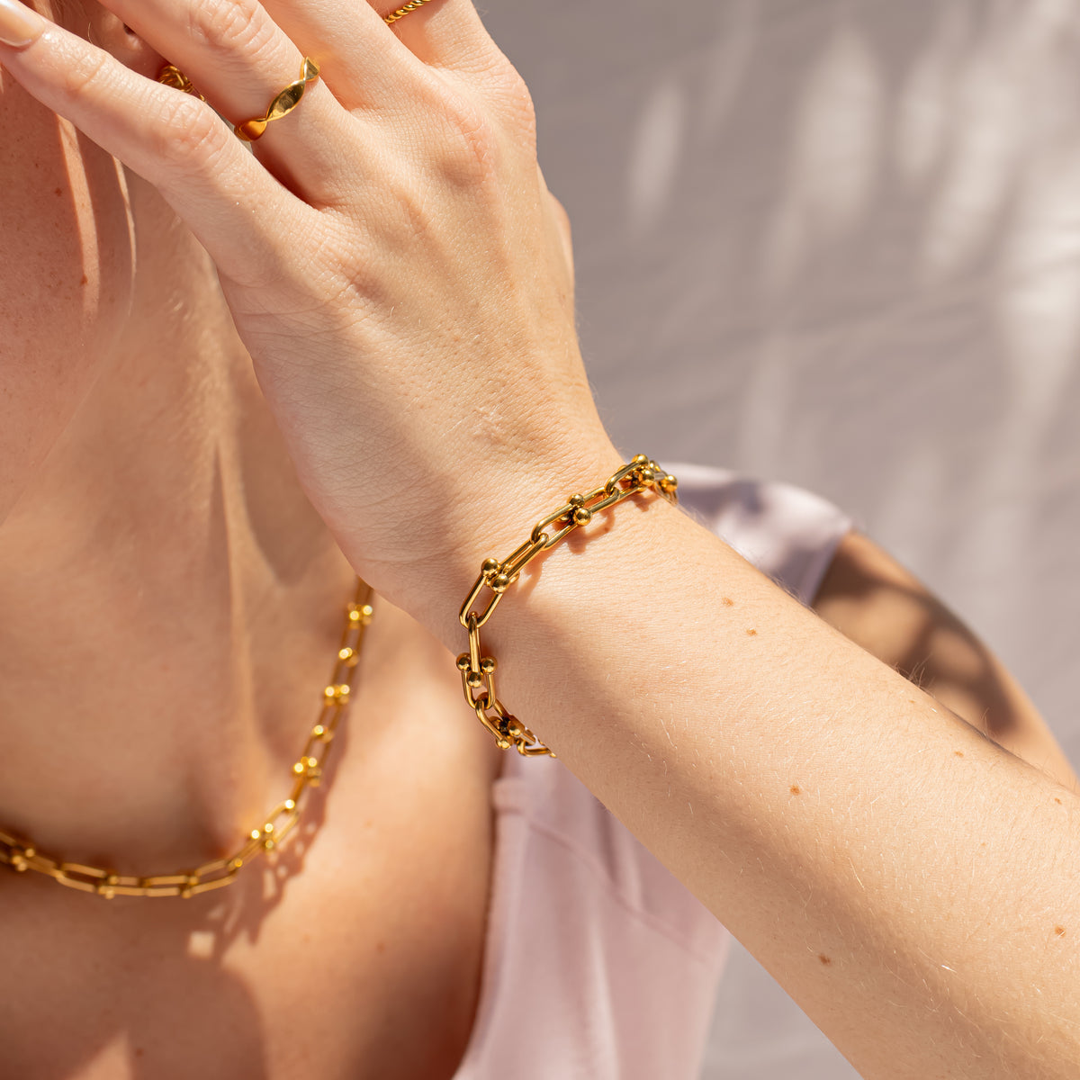 18K Gold PVD 316L Stainless Steel Hardware Bracelet