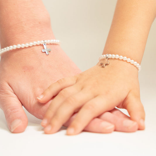 18K Gold PVD Pearl Beaded Child Stretch Bracelet with Cross