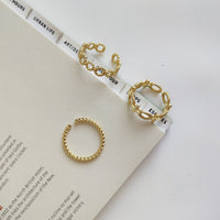 Holiday Hollow Twisted Index Ring