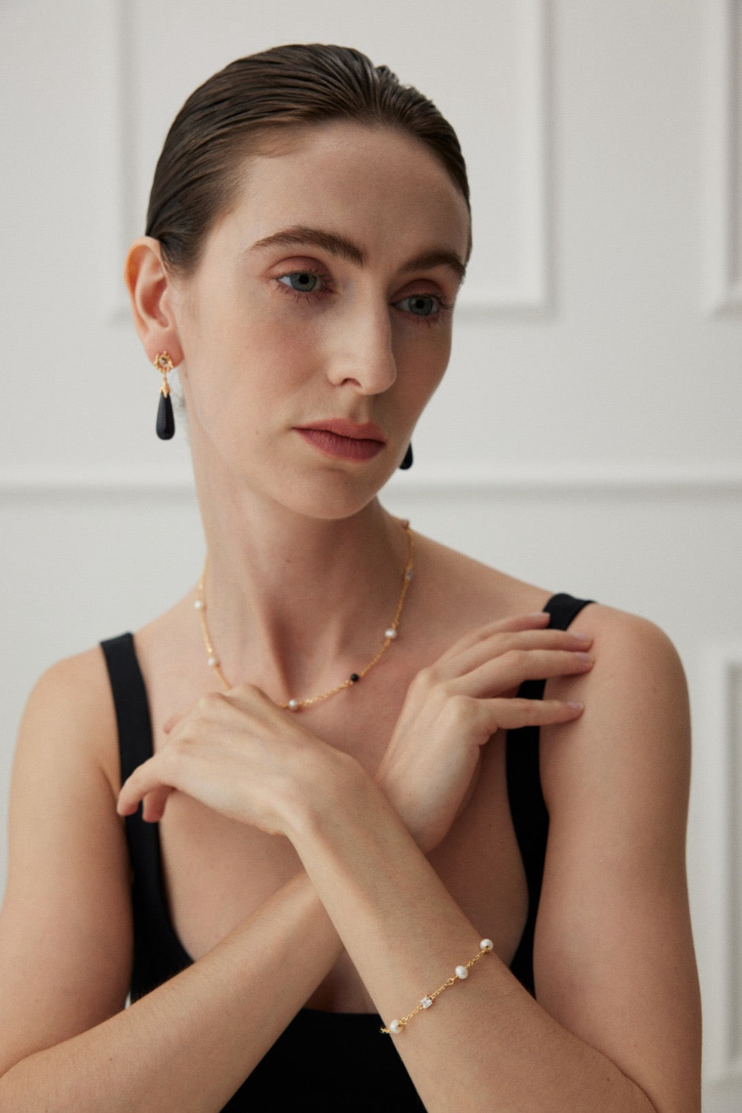 18K Gold Plated Sterling Silver Minimalist Bracelet with Pearls and Onyx