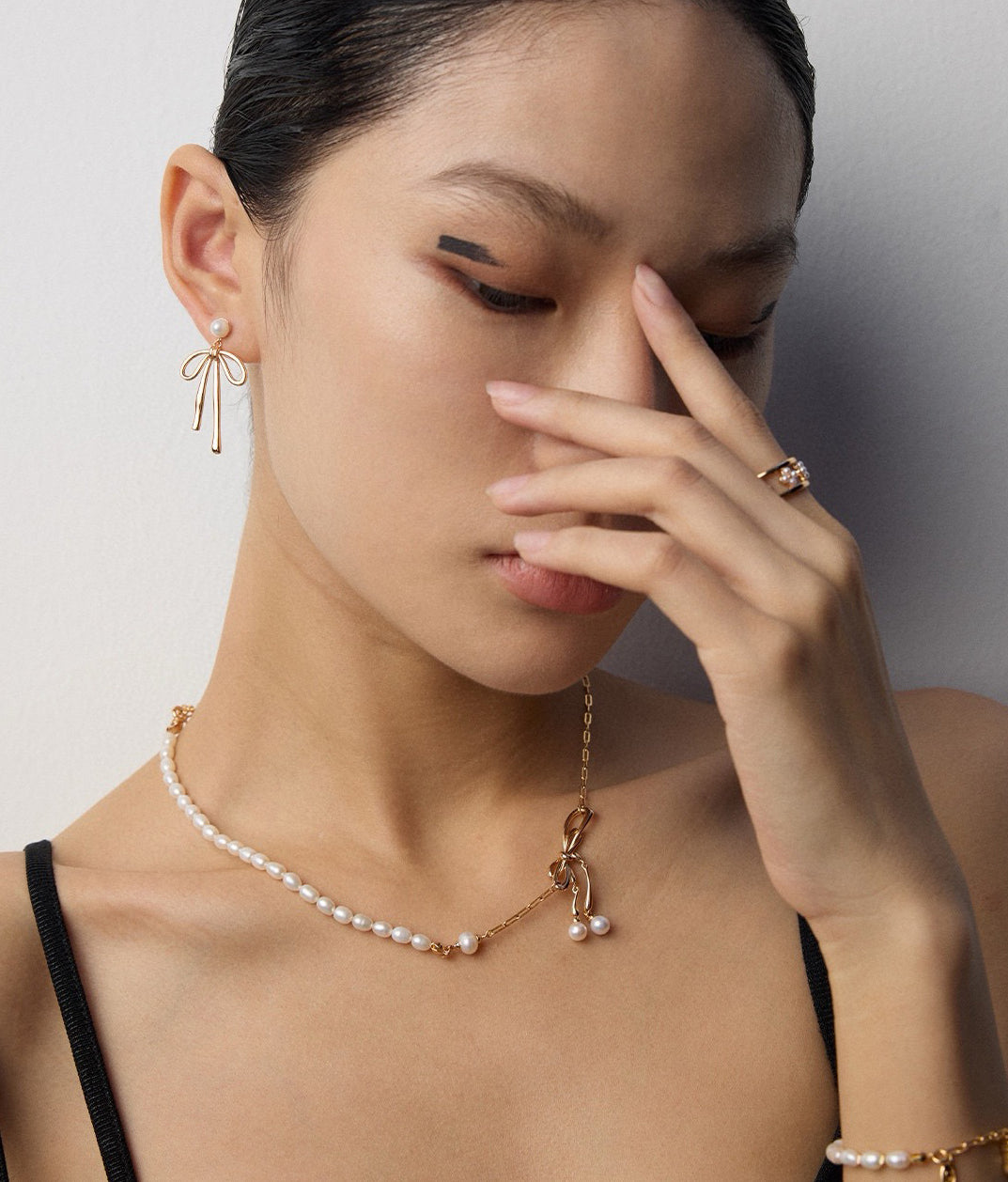 Natural Pearl Bow Pendant Necklace