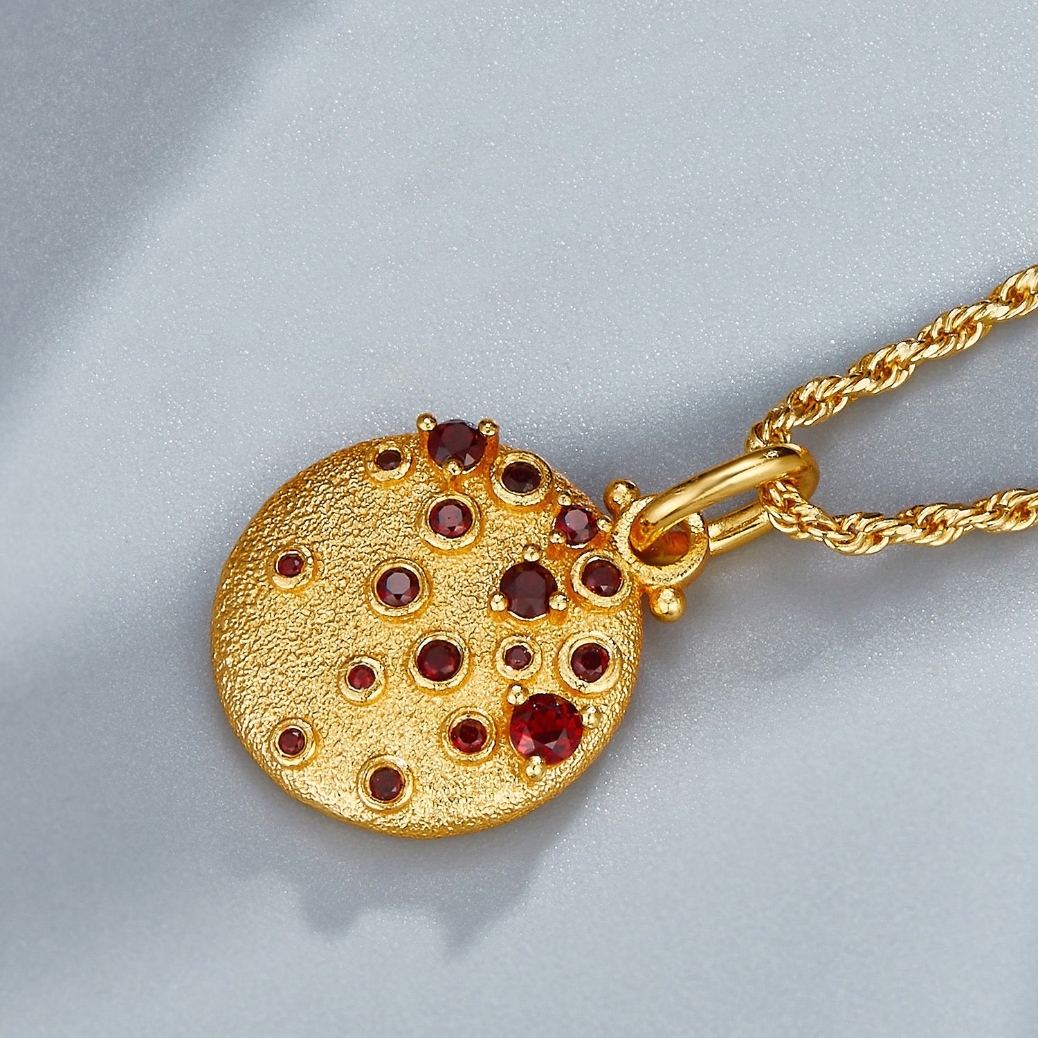 Sterling Silver Garnet Round Pendant Necklace