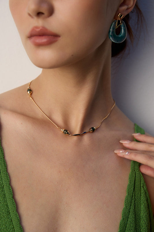 Waterweed Agate and Lapis Lazuli Necklace