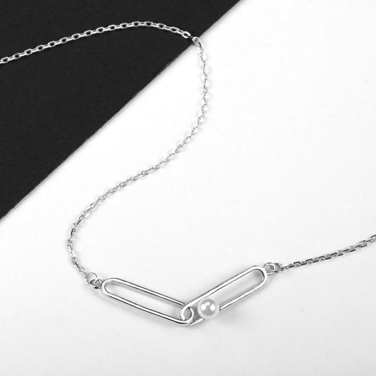 White Shell Pearl Clip Necklace