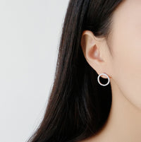 Sterling Silver Cubic Zirconia Simple Circle Stud Earrings