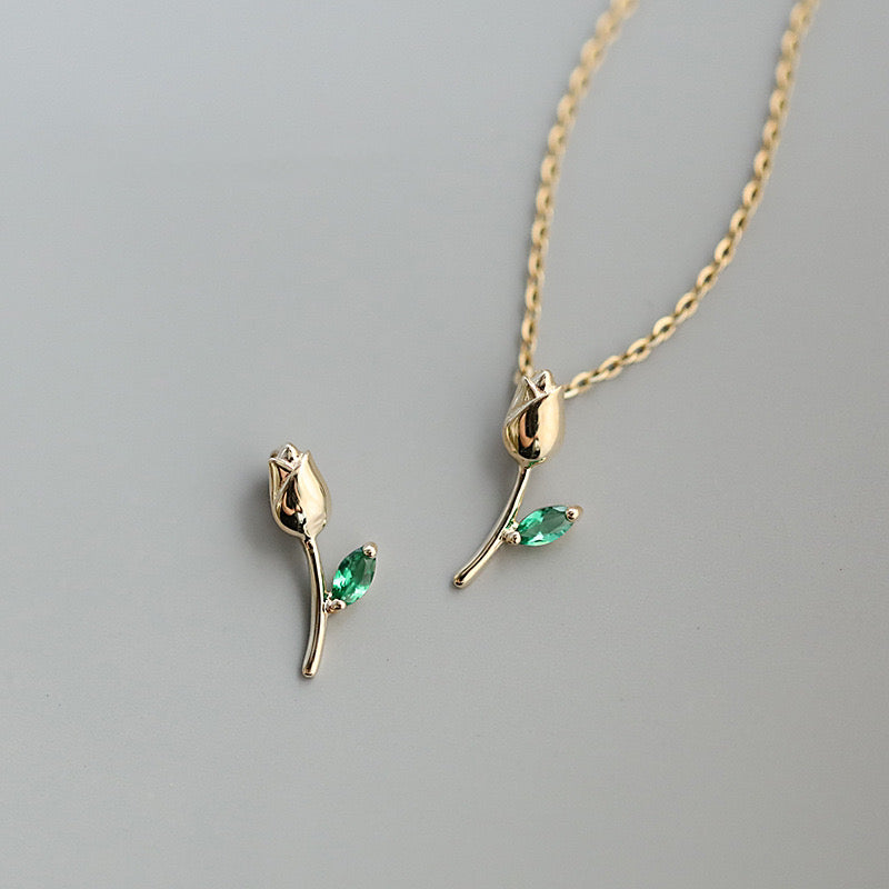 Gold Plated Green Rose Flower Necklace