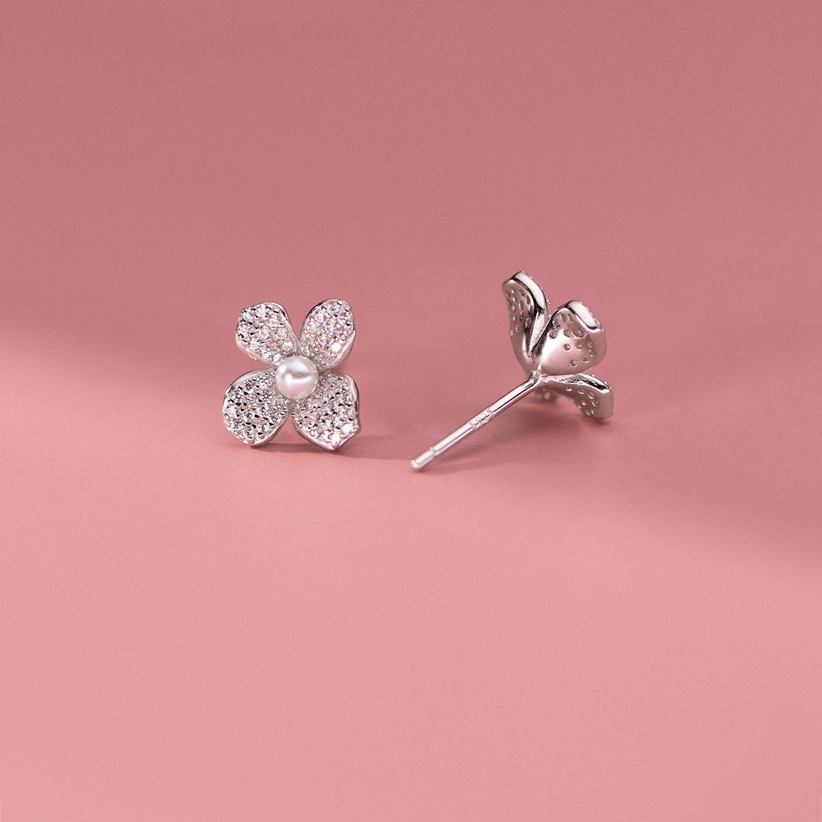 Sterling Silver Shell Pearl Flower Stud Earrings