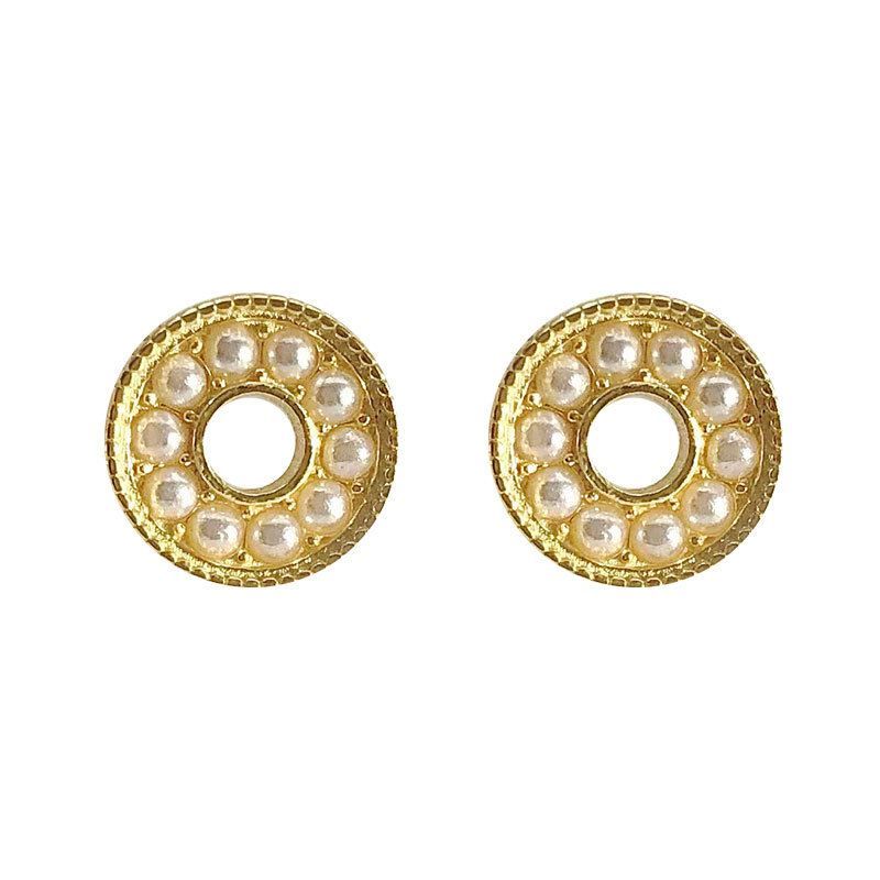 Shell Pearl Circle Stud Earrings