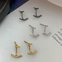 Casual Arc Stick Stud Earrings