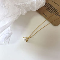J-Shape Shell Pearl Necklace in 925 Sterling Silver