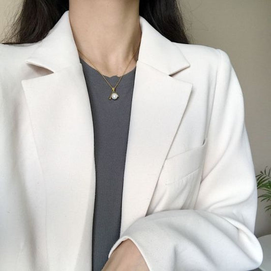 J-Shape Shell Pearl Necklace in 925 Sterling Silver