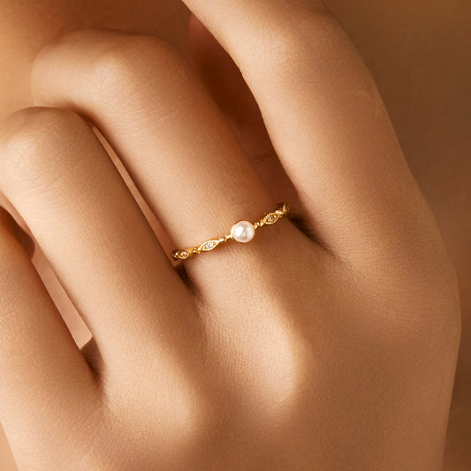 Sterling Silver Crystal Pearl Vintage Thin Ring