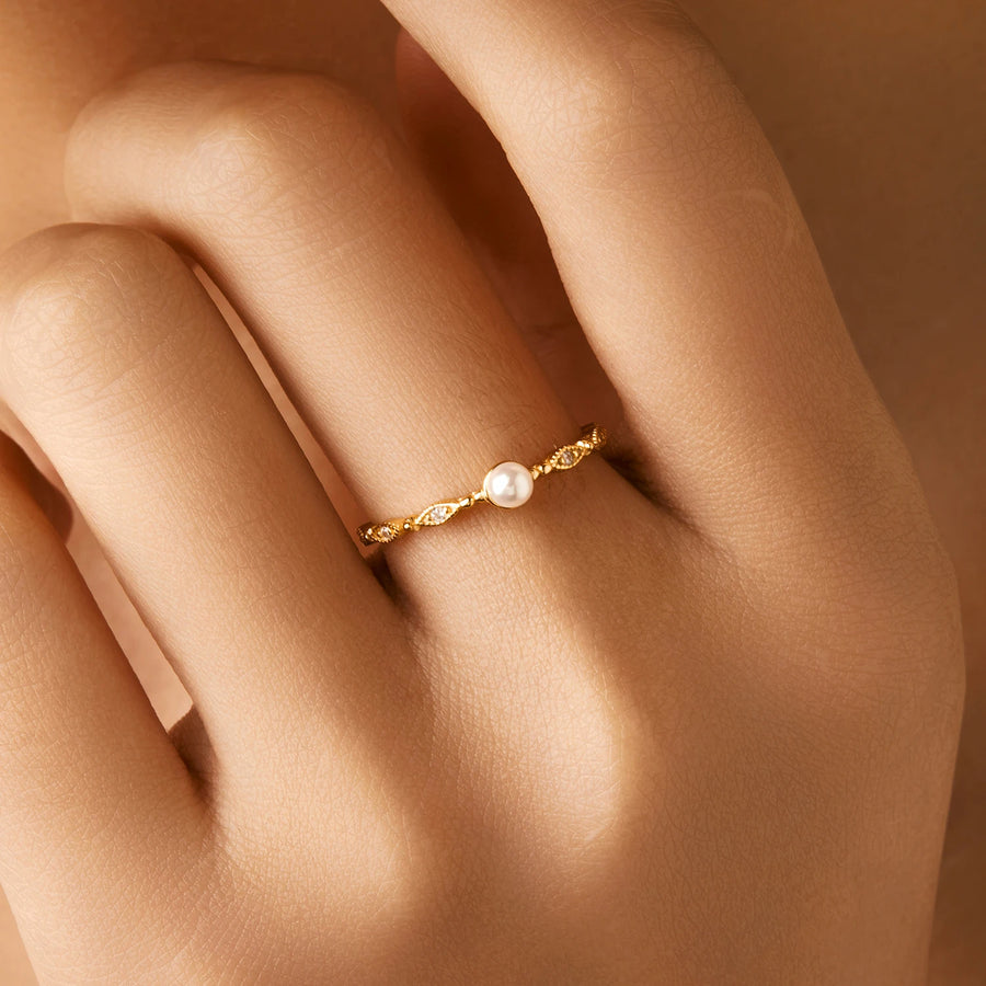Sterling Silver Crystal Pearl Vintage Thin Ring
