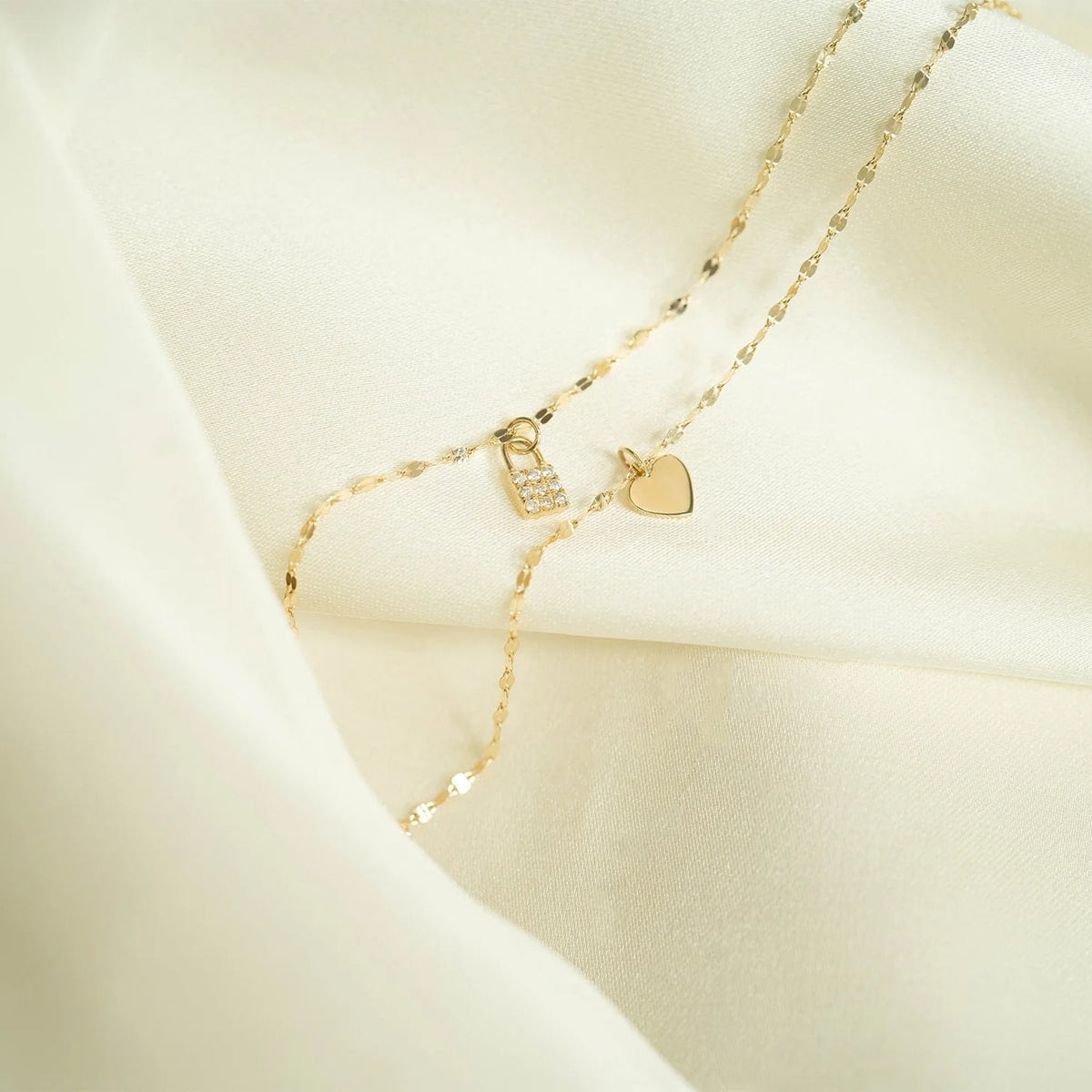 14K Solid Gold Tiny Heart Charm