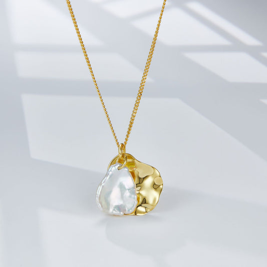 Baroque Pearl Gold Necklace