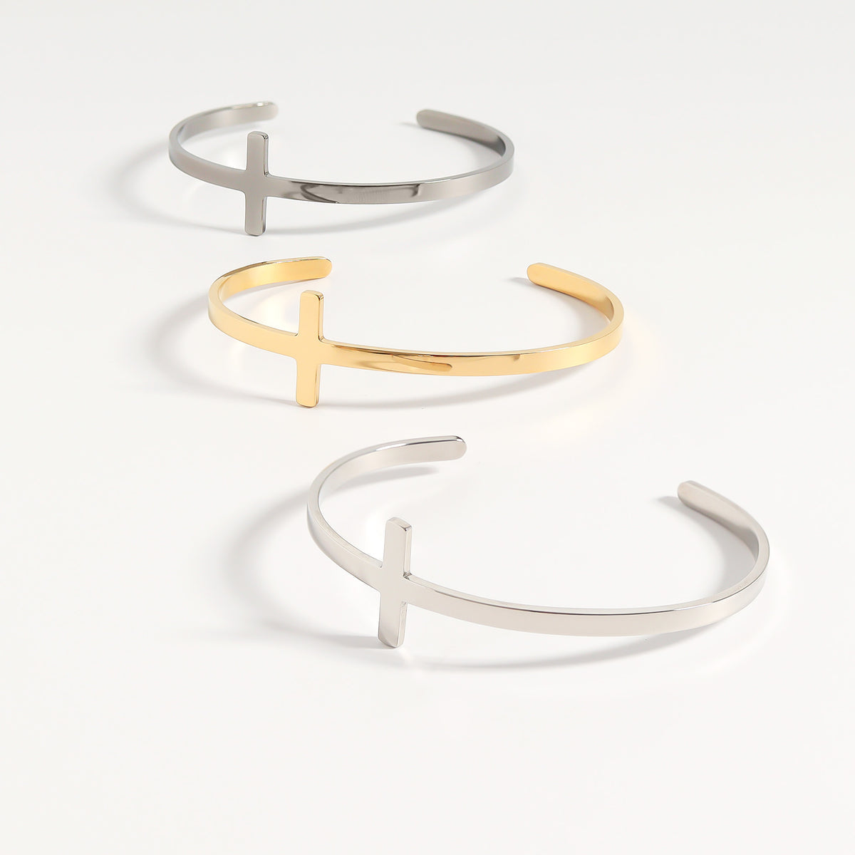 18K Gold Philippians 4:13 Cross Cuff Bracelet