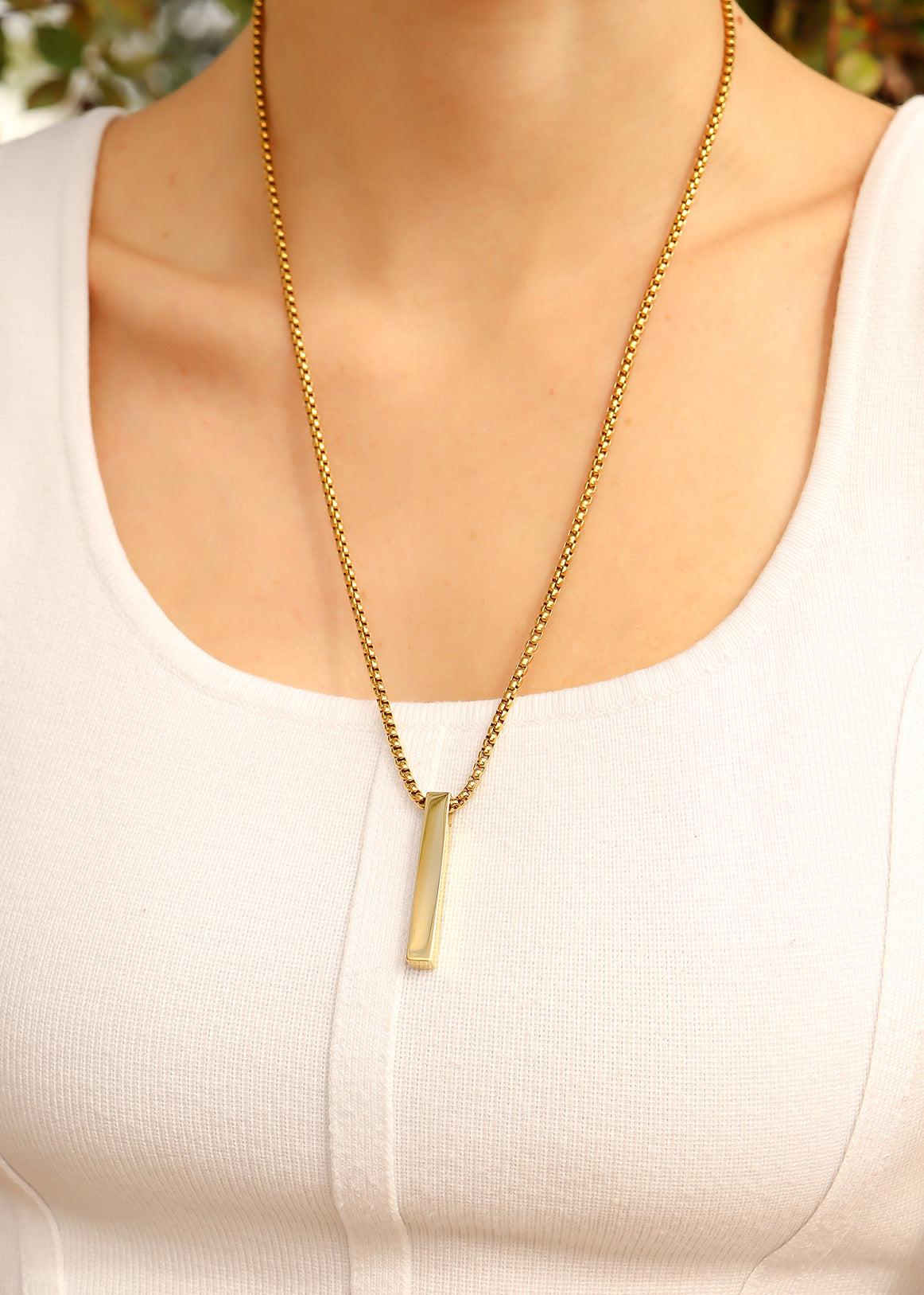 18K Gold PVD 4-Sided Vertical Bar Necklace with 24" Box Chain