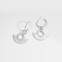 Ancient Roman Striped Fan Sterling Silver Earring (Single)