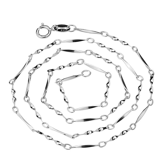 Twisted Link Bar Chain Necklace